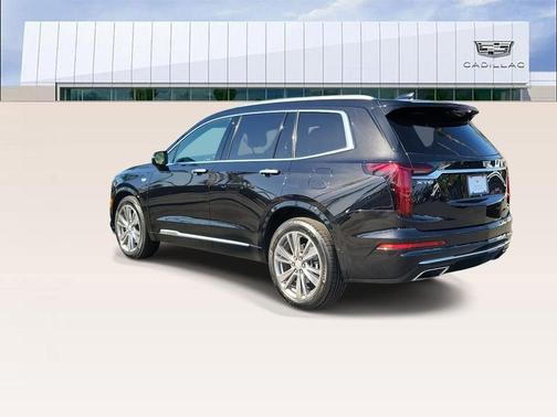 2023 Cadillac XT6 Premium Luxury FWD