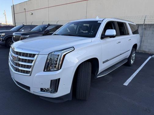 2019 Cadillac Escalade ESV Luxury
