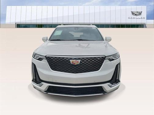 2025 Cadillac XT6 Luxury FWD