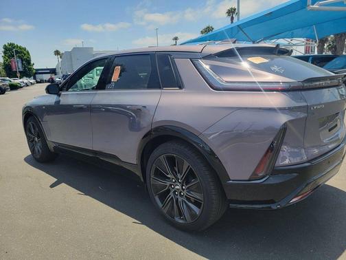2024 Cadillac LYRIQ Sport