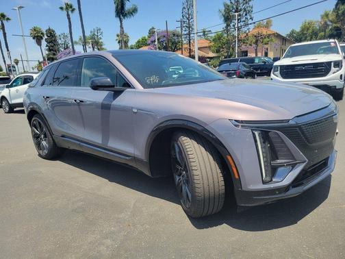 2024 Cadillac LYRIQ Sport