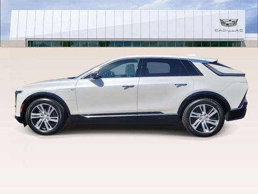 2024 Cadillac LYRIQ Tech