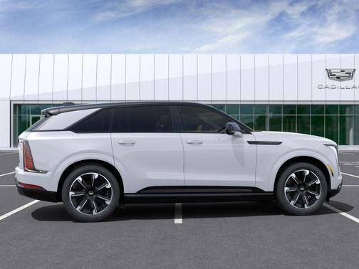 2025 Cadillac Escalade IQ Sport 2