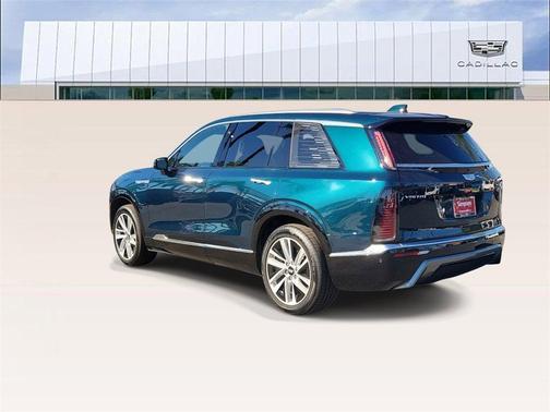 2026 Cadillac VISTIQ Luxury