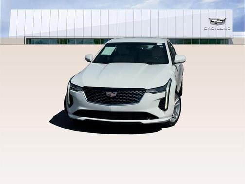 2022 Cadillac CT4 Luxury