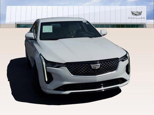 2022 Cadillac CT4 Luxury