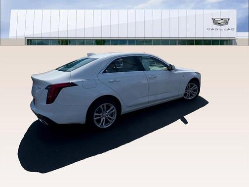 2022 Cadillac CT4 Luxury