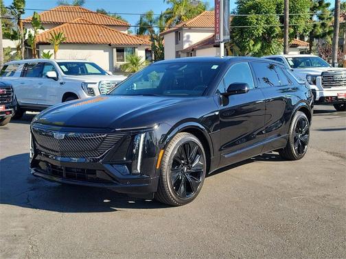 2023 Cadillac LYRIQ Luxury