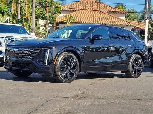 2023 Cadillac LYRIQ Luxury