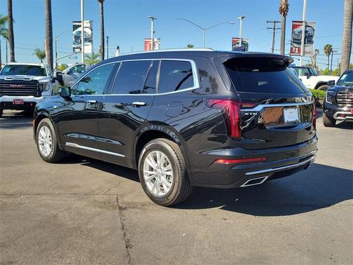 2024 Cadillac XT6 Luxury FWD