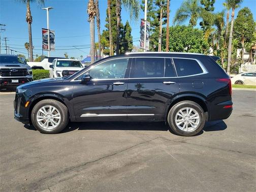 2024 Cadillac XT6 Luxury FWD