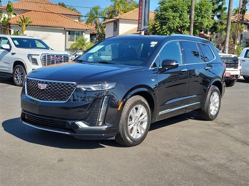 2024 Cadillac XT6 Luxury FWD