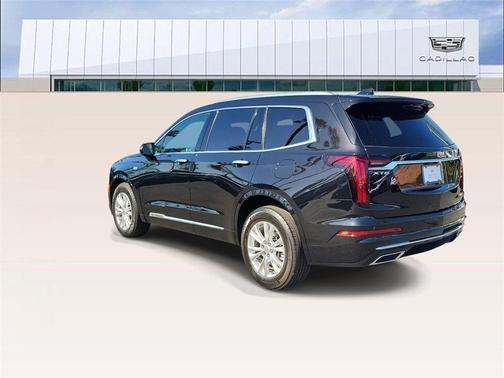 2024 Cadillac XT6 Luxury FWD