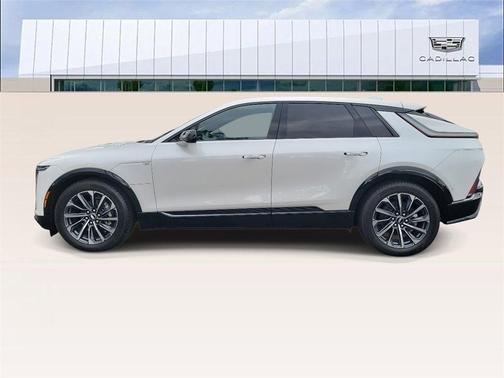 2025 Cadillac LYRIQ Sport