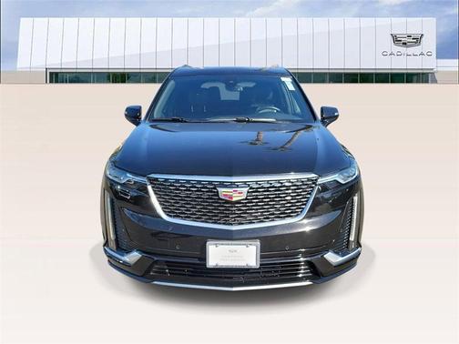 2022 Cadillac XT6 Premium Luxury FWD