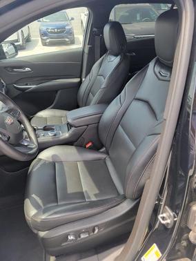 2023 Cadillac XT4 Sport