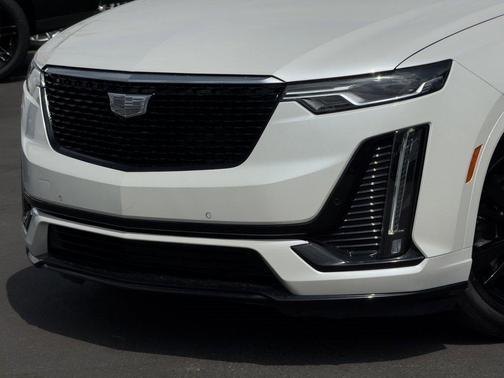 2023 Cadillac XT6 Premium Luxury FWD