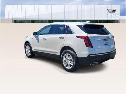 2025 Cadillac XT5 Luxury