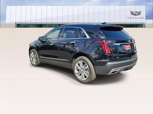 Black Metallic 2026 Cadillac XT5 Premium Luxury