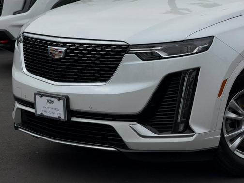 2023 Cadillac XT6 Luxury FWD