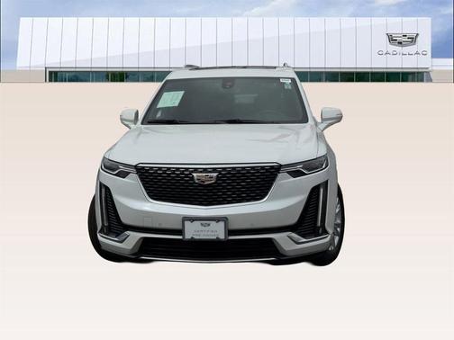 2023 Cadillac XT6 Luxury FWD