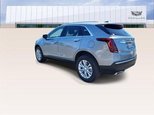 2025 Cadillac XT5 Luxury