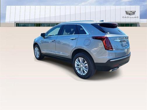 2025 Cadillac XT5 Luxury