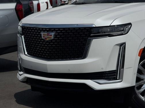 2024 Cadillac Escalade ESV Premium Luxury