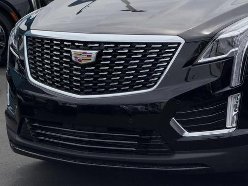 2025 Cadillac XT5 Luxury