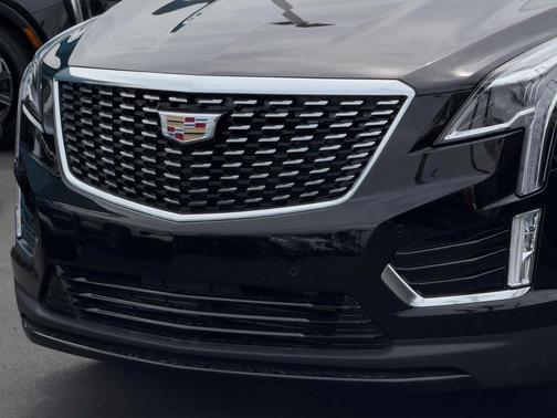 2025 Cadillac XT5 Luxury