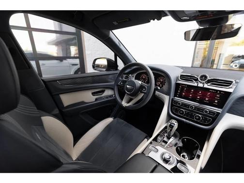 2023 Bentley Bentayga S V8