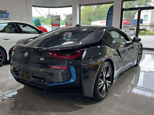 2015 BMW i8 2dr Cpe