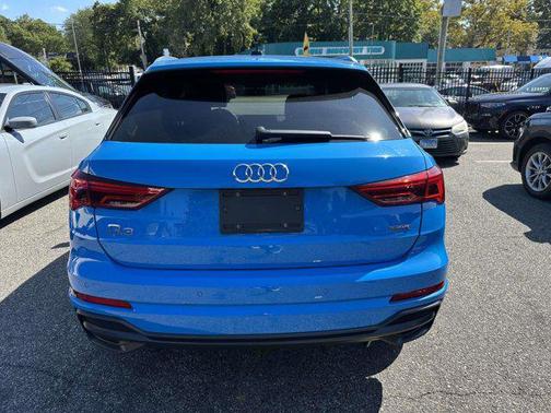 2019 Audi Q3 2.0T S line Premium Plus