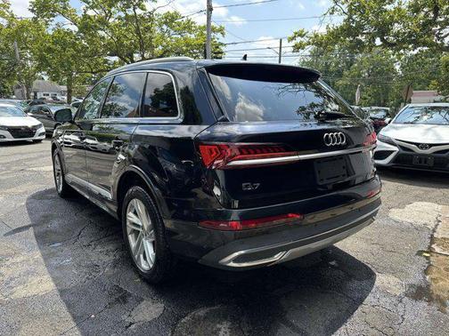 2021 Audi Q7 55 Premium