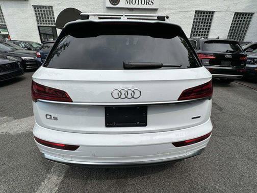 2023 Audi Q5 45 S line Premium Plus