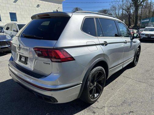 2023 Volkswagen Tiguan 2.0T SE R-Line Black 4MOTION