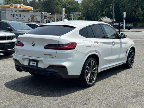 2021 BMW X4 M40i
