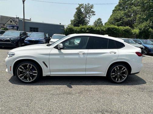 2021 BMW X4 M40i