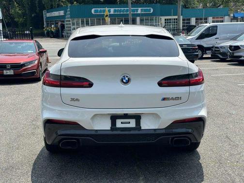 2021 BMW X4 M40i