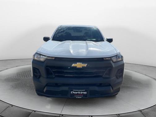 2024 Chevrolet Colorado WT