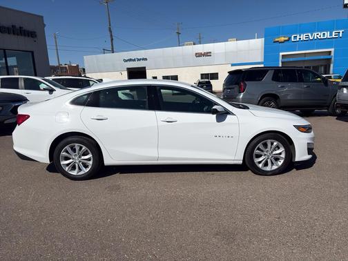 Summit White 2025 Chevrolet Malibu LT