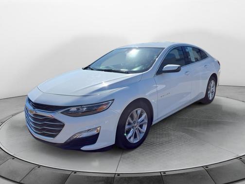 Summit White 2025 Chevrolet Malibu LT