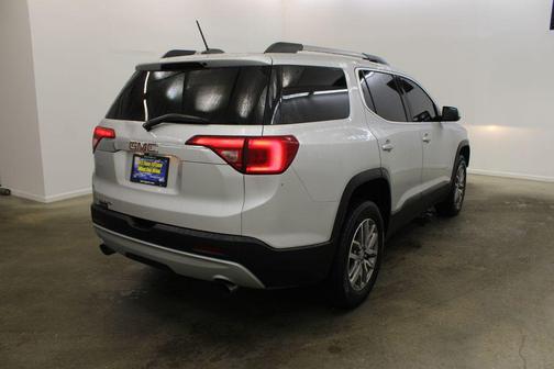 Quicksilver Metallic 2019 GMC Acadia SLE-2