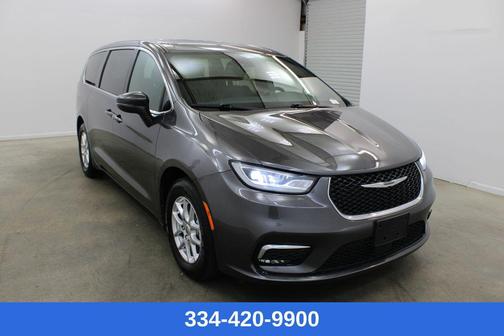 2023 Chrysler Pacifica Touring