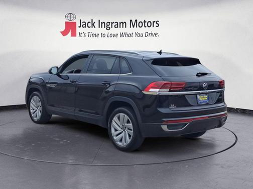 2021 Volkswagen Atlas Cross Sport 2.0T SE w/Technology