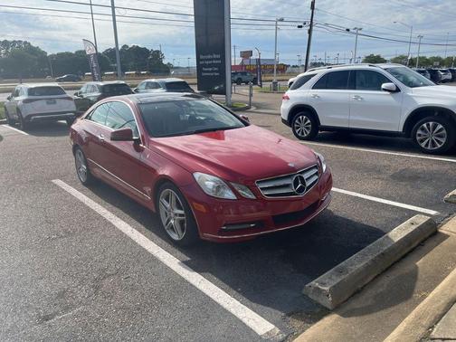 Mars Red 2013 Mercedes-Benz E-Class E 350