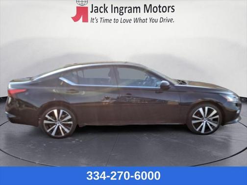 2021 Nissan Altima SR FWD