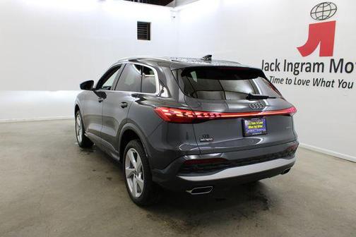 2025 Audi Q5 Premium Plus