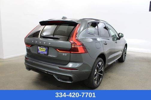 2026 Volvo XC60 B5 Plus