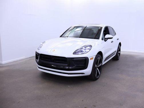 2024 Porsche Macan 